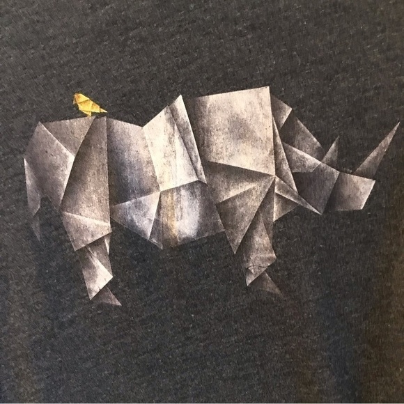 women’s blue size M t-shirt with cute origami rhino and bird. - Picture 3 of 4